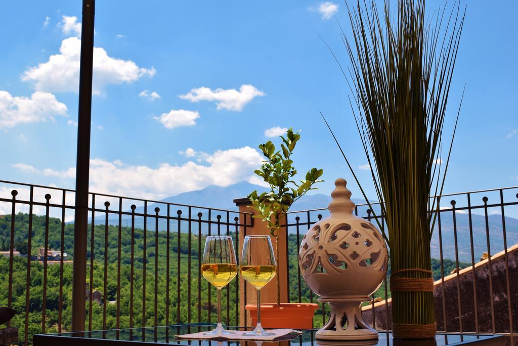 Gasthof Cento Tari' Castiglione De Sicilia